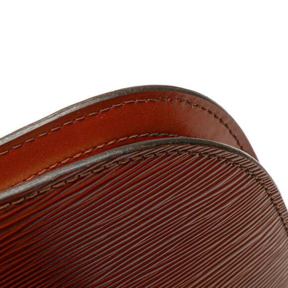 LOUIS VUITTON Brown Leather Shoulder Bag - Picture 5 of 10